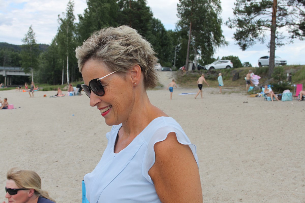Tine Norman håper at is og brus blir populært i varmen.