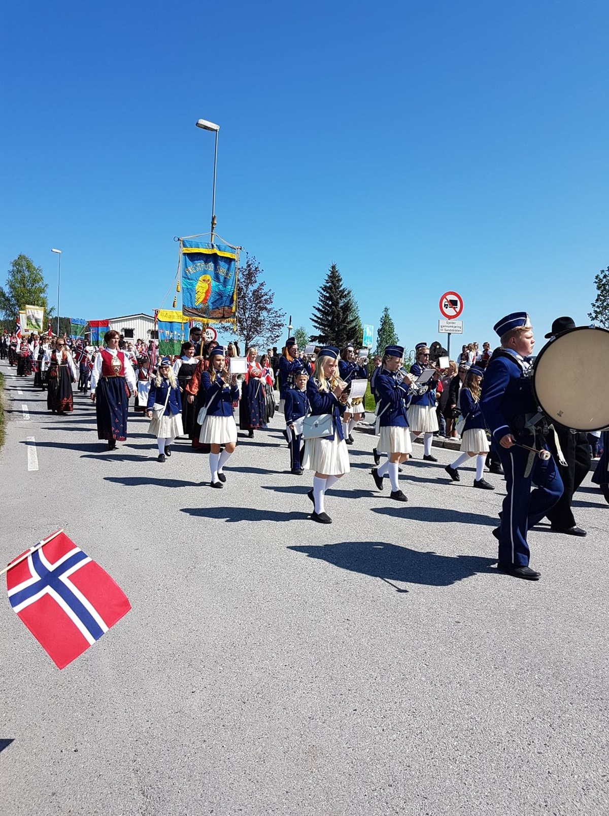 Sigdal skole- og ungdomskorps slik vi er vant til å se dem.