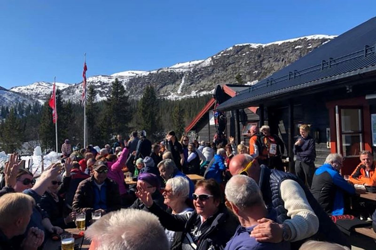 Påskelunsj på Haglebu Fjellstue. Bli med på moroa langfredag 03.04!