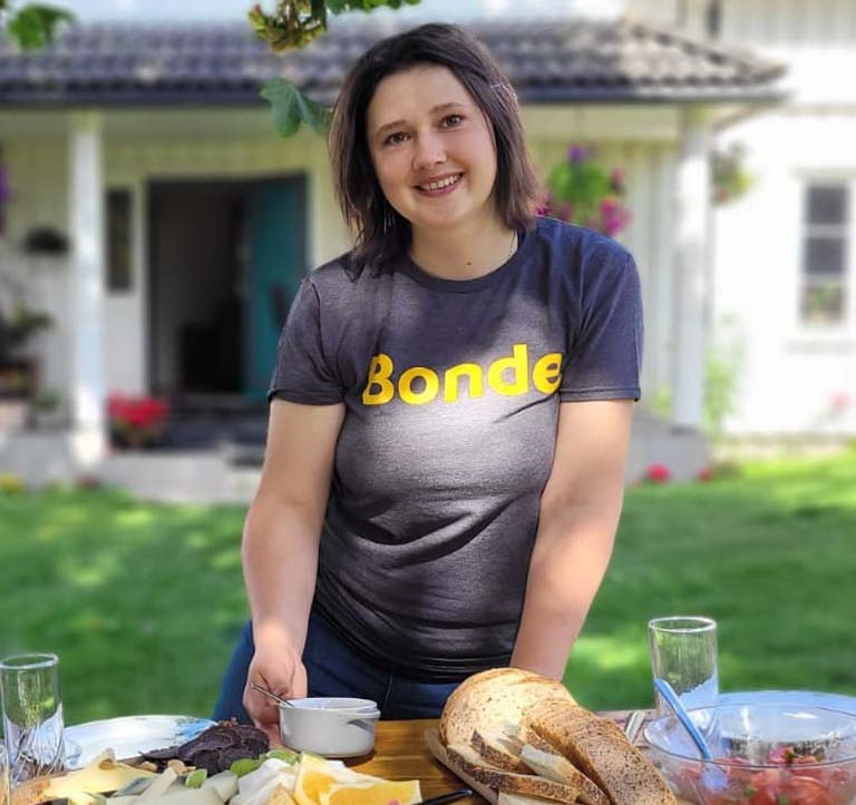 Inn på tunet på Ramstad gård 